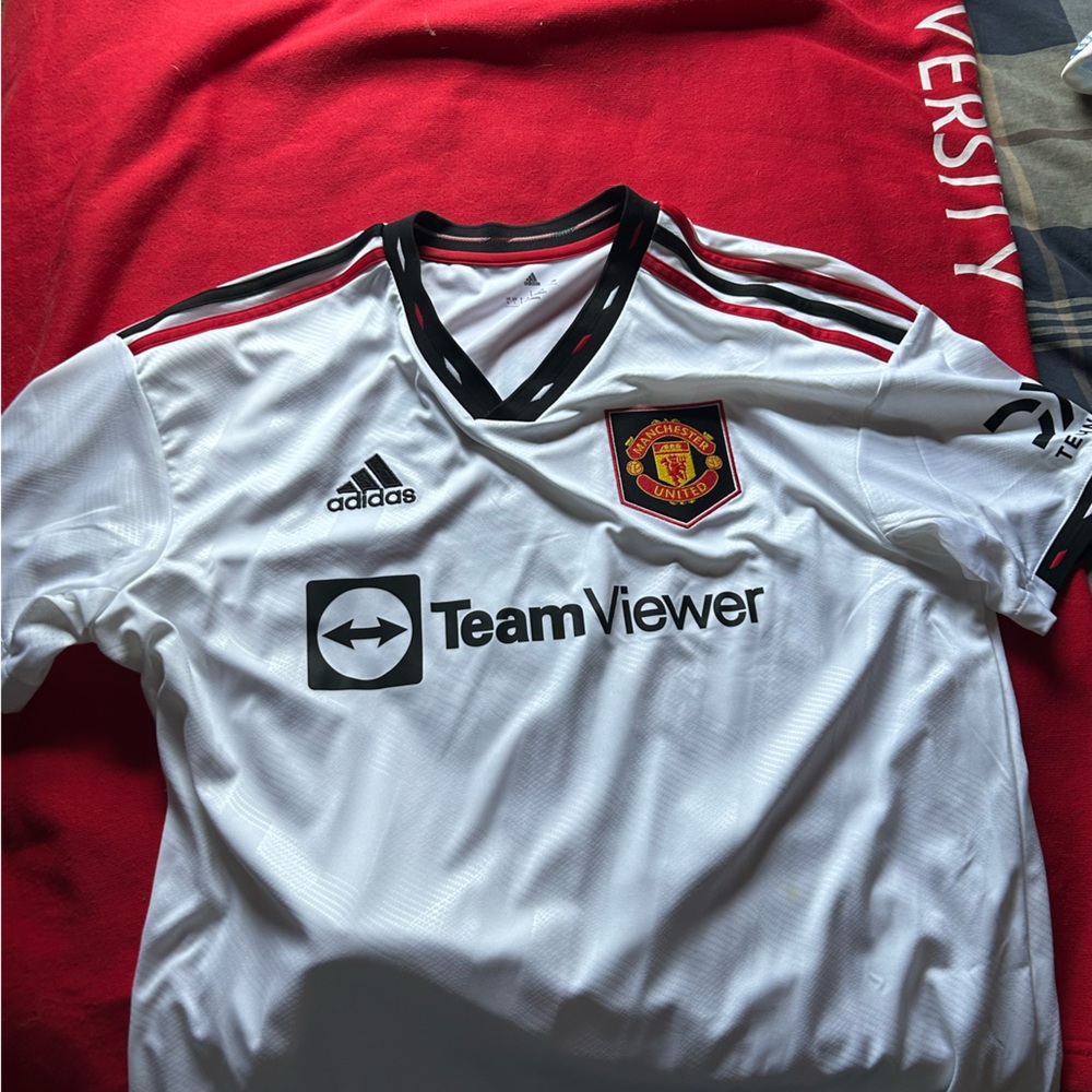 Manchester United Cristiano Ronaldo jersey - Picture 1 of 2